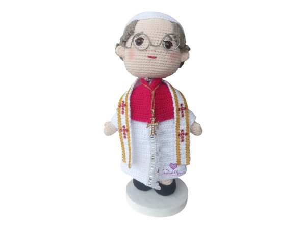 ✨ Handmade Amigurumi – Pope Leo XIV, First Peruvian-American Pope ✨ 27 cm.